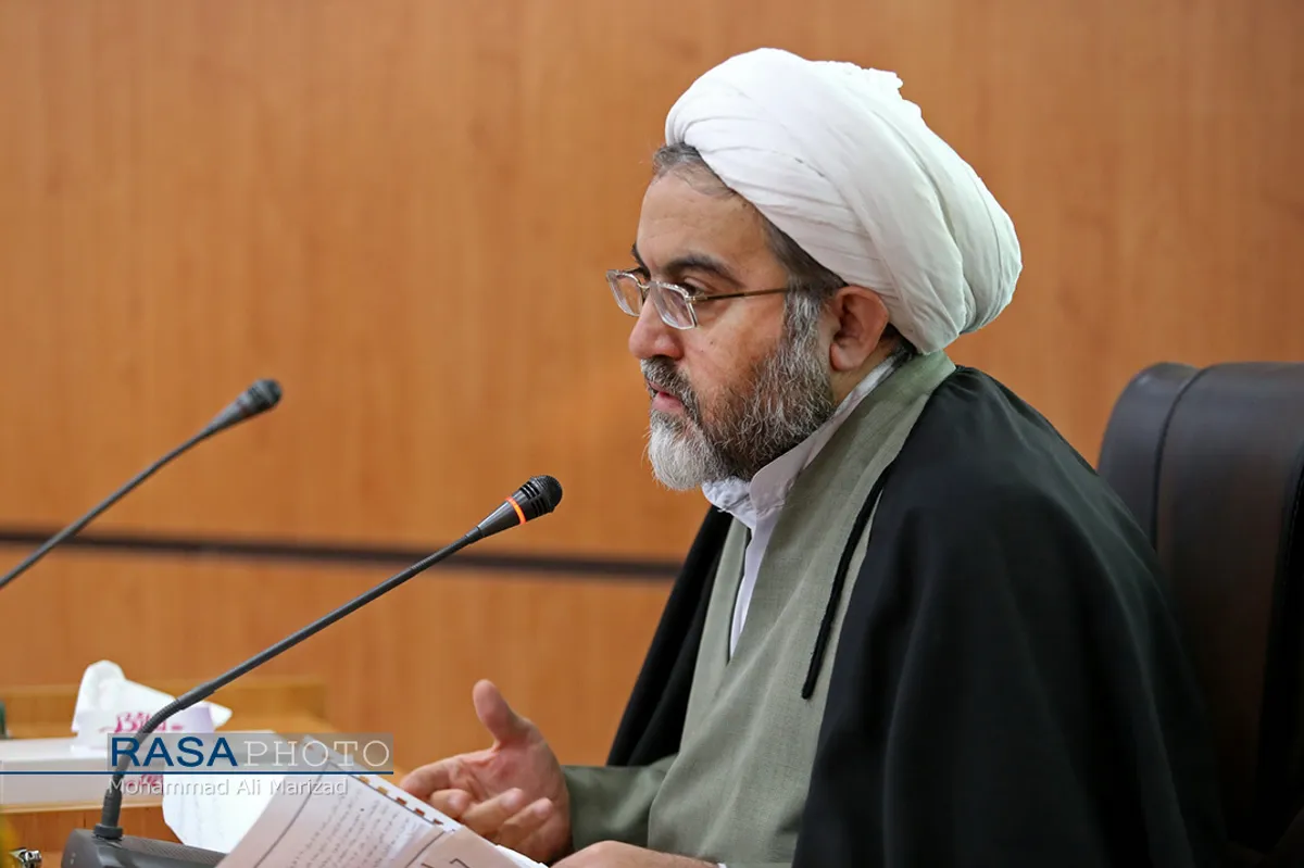 نشست نقد و بررسی نظریه تعبد در ادیان و مذاهب