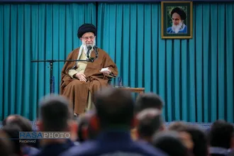 دیدار قهرمانان ورزشی و مدال&zwnj;آوران بازی&zwnj;های آسیایی و پارا آسیایی بار هبر انقلاب