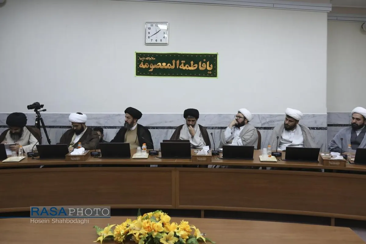 سومین نشست اساتید و فضلای جوان حوزه علمیه