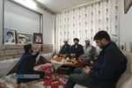 دیدار مدیرعامل و جمعی از مسئولان رسا با خانواده شهید احمدی&zwnj;تبار