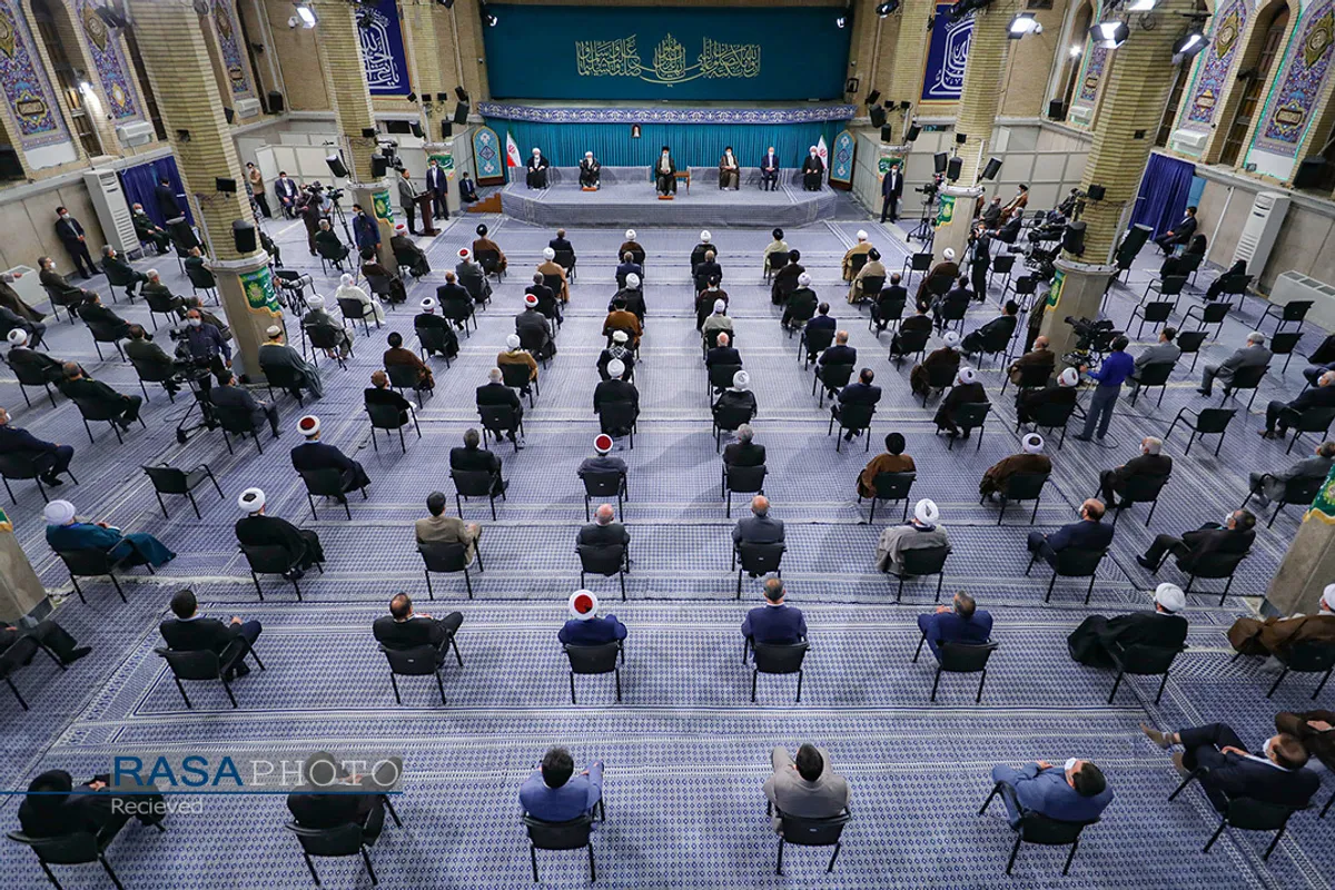 دیدار میهمانان کنفرانس وحدت اسلامى&zwnj; و جمعی از مسئولان نظام با رهبر انقلاب