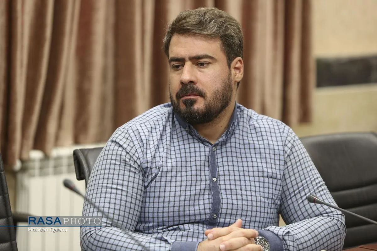 نشست تحلیلی فقهی سیاستگذاری فضای سایبری بر پایه افکارسنجی