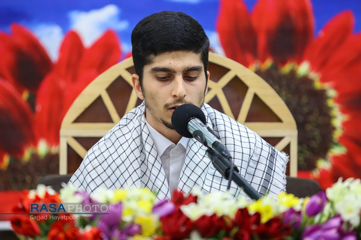 جشن ویژه دهه مبارکه فجر در مسجد چهارمردان قم