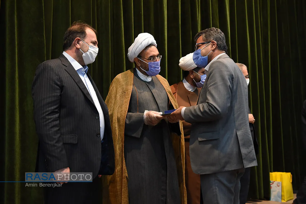 همایش گام دوم تبلیغ در شیراز&lrm;