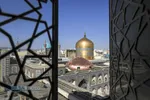 آیین تعویض پرچم گنبد منور رضوی در روز میلاد حضرت امام رضا (علیه&zwnj;السلام)