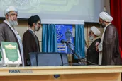 آیین رونمایی و آغاز برپایی جلسات درس اخلاق در مساجد استان قم