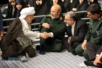 دیدار مسئولان نظام، سفرای کشور&zwnj;های اسلامی با رهبر انقلاب
