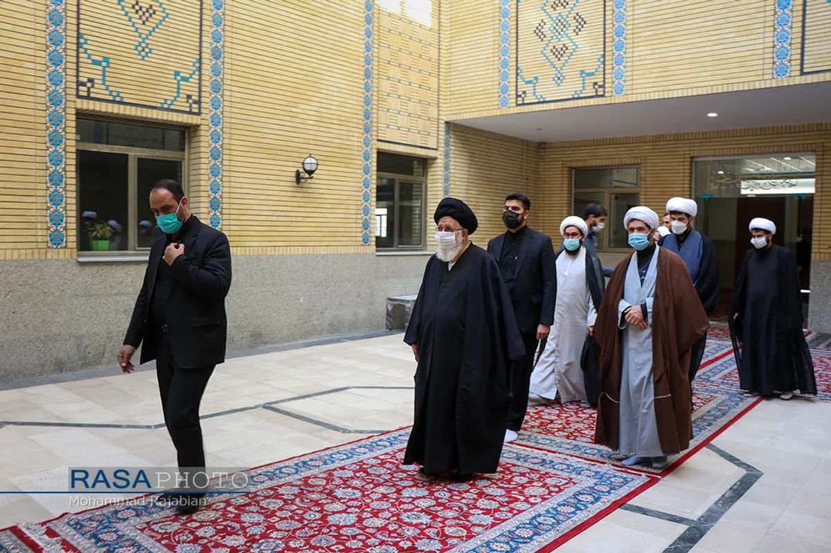 مراسم عزاداری فاطمیه اول با سخنرانی آیت الله علم الهدی