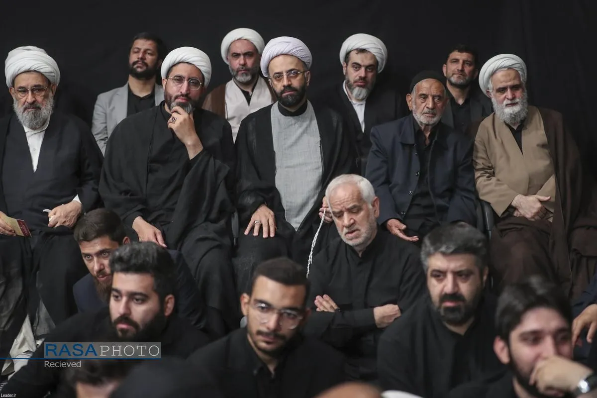 عزاداری هیئتهای دانشجویی به مناسبت اربعین حسینی در حسینیه امام خمینی (ره)