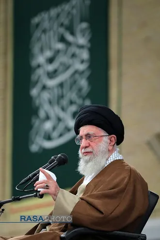 دیدار دست&zwnj;اندرکاران برگزاری کنگره ملی شهدای استان لرستان با مقام معظم رهبری