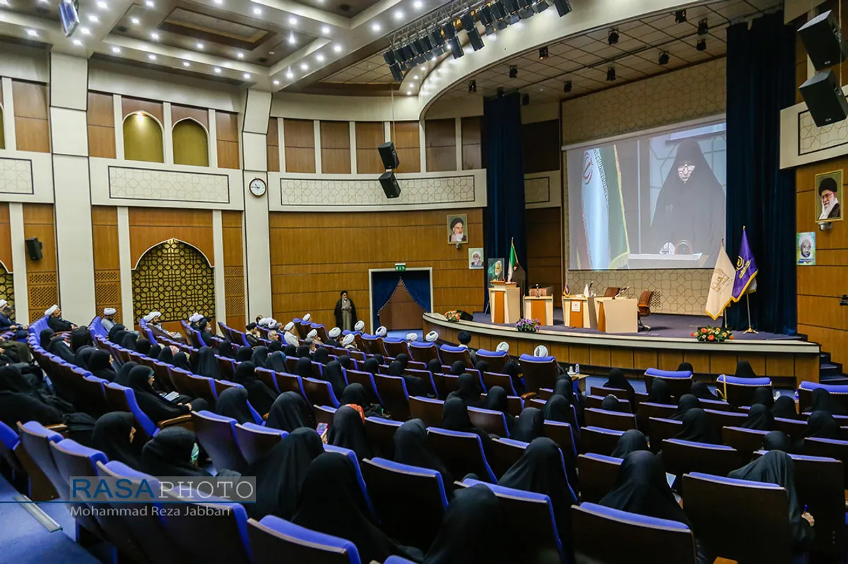 آیین مشترک آغاز سال تحصیلی حوزه علمیه خواهران و جامعه الزهرا (س)