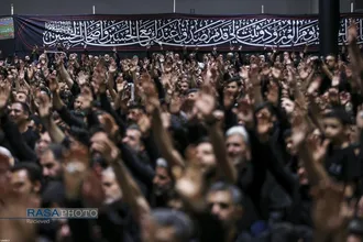 مراسم عزاداری شب عاشورای حسینی در جوار محل شهادت قائد شهید