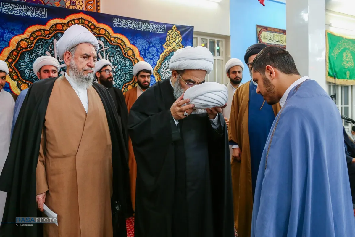 جشن سالروز میلاد حضرت زهرا (سلام&zwnj;الله&zwnj;علیها) و عمامه&zwnj;گذاری طلاب
