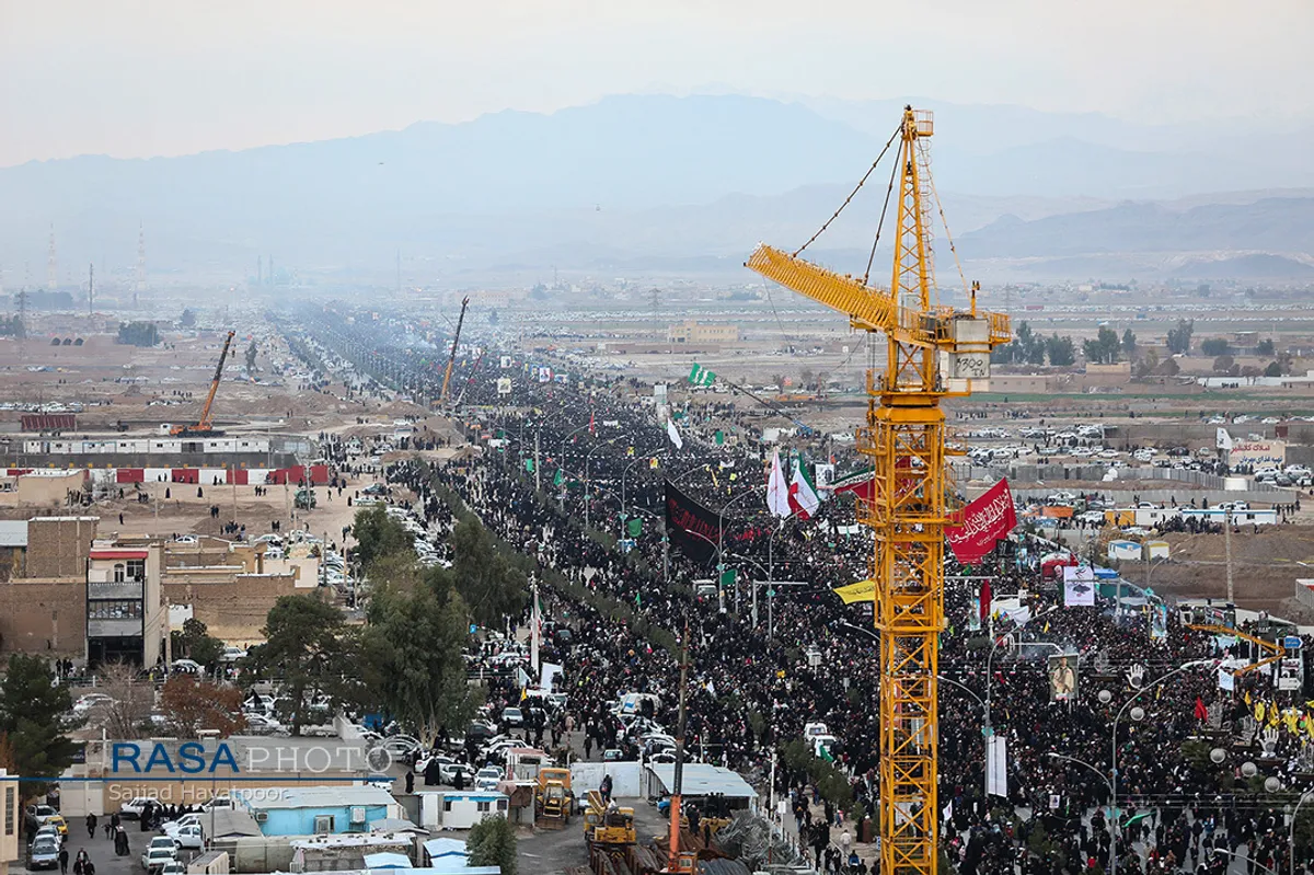 تشییع سپهبد شهید حاج قاسم سلیمانی، ابومهدی المهندس ویاران شهیدشان در قم