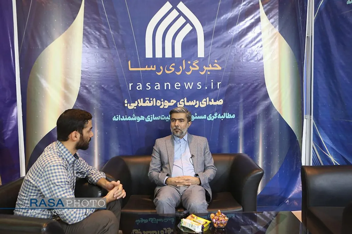 مهمانان رسا در دومین روز بیست و چهارمین نمایشگاه مطبوعات و رسانه های ایران