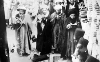 آیت الله سید عبدالحسین لاری؛ فقیهی که «استکبارستیزی» را از منبر به میدان آورد
