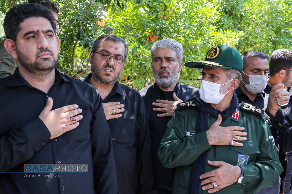 تشییع پیکر مطهر شهید مدافع حرم حاج عبدالله اسکندری در شیراز
