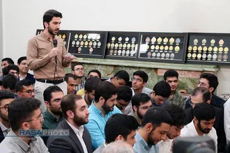 دیدار جمعی از مدال&zwnj;آوران المپیادهای علمی با رهبر معظم انقلاب