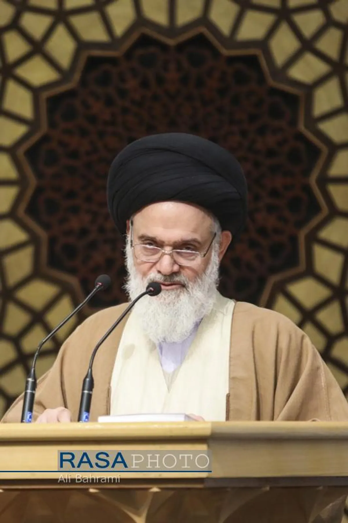 بیست هفتمین همایش کتاب سال و نهمین جشنواره مقالات حوزه