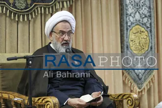 مراسم بزرگداشت قائد شهید امت حضرت آیت&zwnj;الله&zwnj;العظمی خامنه ای در دفتر حضرت آیت الله جوادی آملی