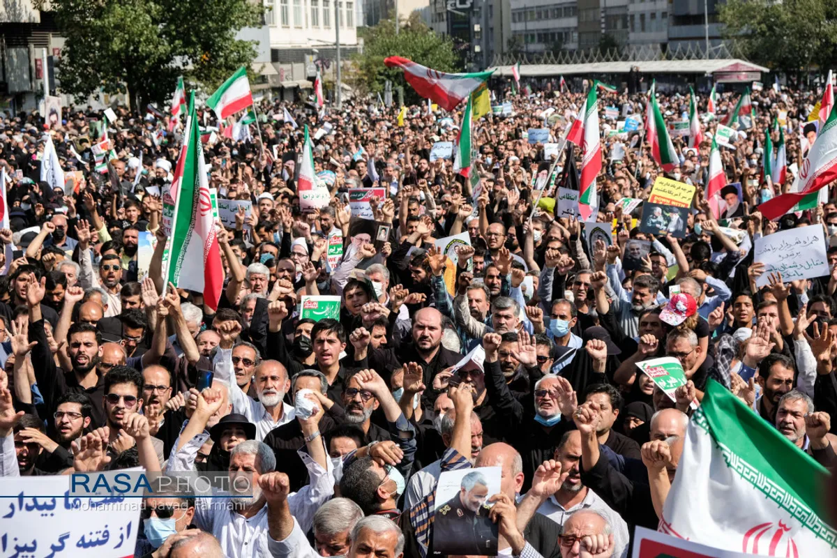 راهپیمایی مردم تهران در محکومیت آشوبگران