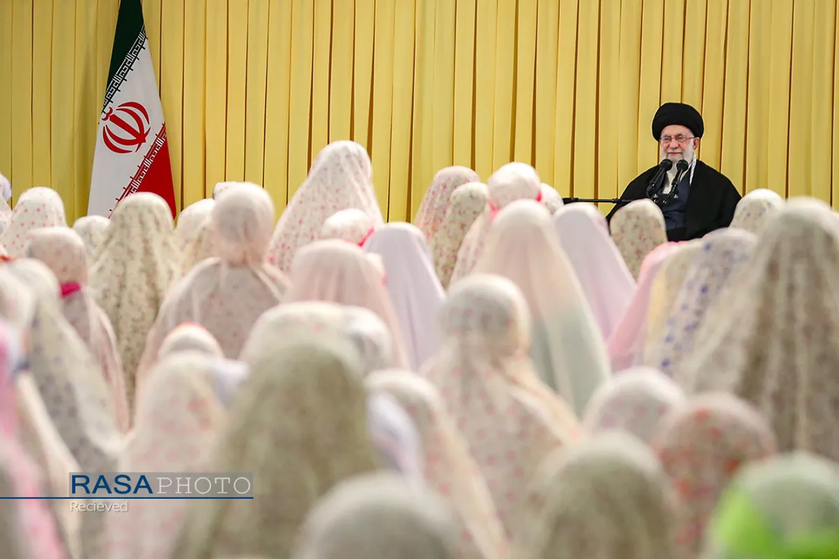 مراسم جشن تکلیف دختران دانش&zwnj;آموز با حضور مقام معظم رهبری