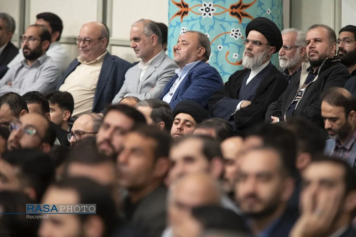 محفل انس با قرآن کریم با حضور رهبر معظم انقلاب
