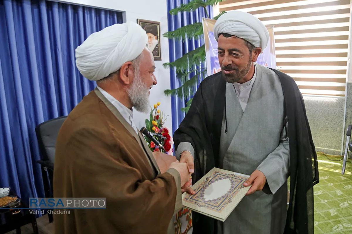 دیدار کارکنان شورای هماهنگی تبلیغات با نماینده ولی فقیه در خراسان شمالی
