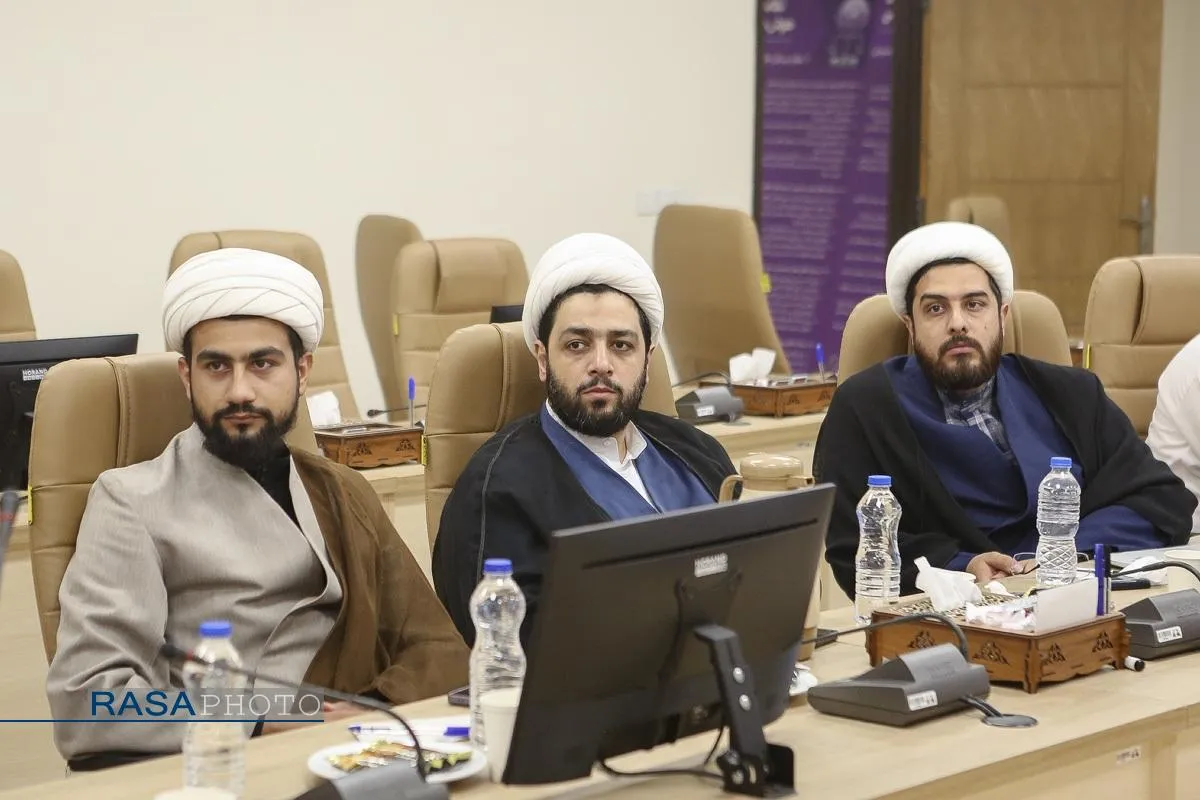 نشست &laquo;ایران؛ قدرت نوظهور جهانی و الزامات تمدن&zwnj;سازی اسلامی پس از جنگ تحمیلی سوم&raquo;