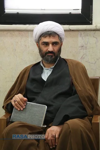 دیدار حجت الاسلام محمدمهدی محققی مدیرعامل رسا با حجت الاسلام سید ابوالحسن حسن&zwnj;زاده نماینده مردم خوزستان در مجلس خبرگان رهبری