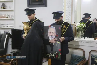 حضور خادمان حرم حضرت معصومه (س) در منزل سپهبد شهید عبدالرحیم موسوی