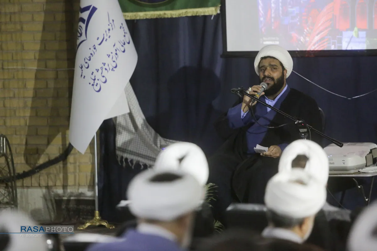 مراسم هفته دفاع مقدس و یادواره شهداء در مجتمع عالی آموزشی پژوهشی تبلیغ