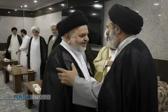 حضور نماینده ولی فقیه در سازمان حج و زیارت در دفاتر مراجع تقلید