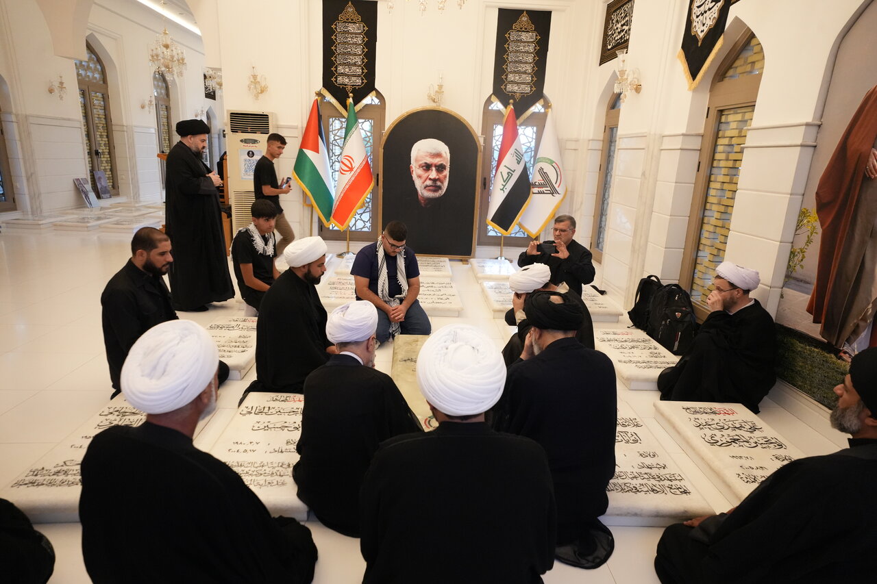مم / سفر اربعینی آیت‌الله اعرافی به عراق؛ از زیارت و دیدار با مراجع تا تجلیل از ملت عراق