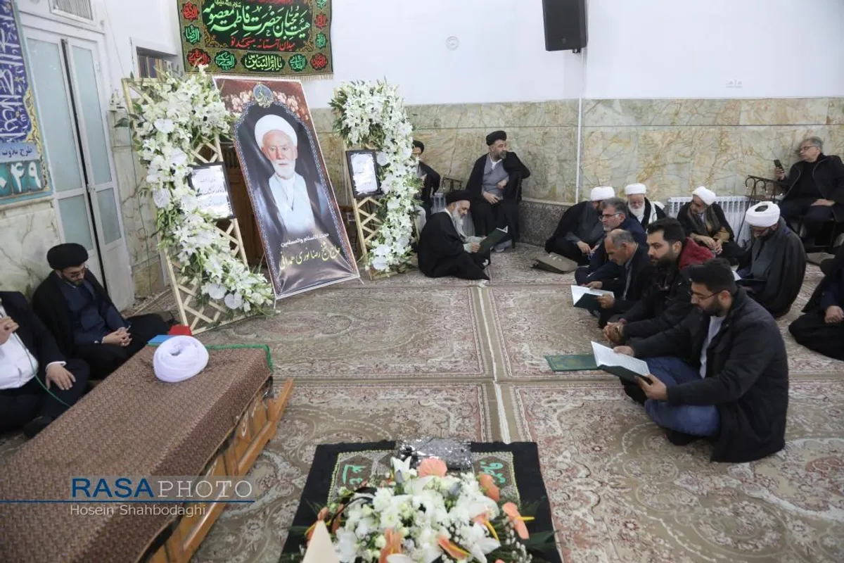 مراسم تشییع پیکر حجت الاسلام والمسلمین رضا نوری همدانی