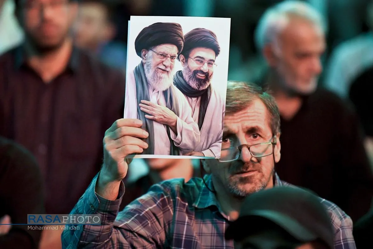 مجلس یادبود رهبر شهید انقلاب اسلامی و شهدای خانوادهٔ امام شهید