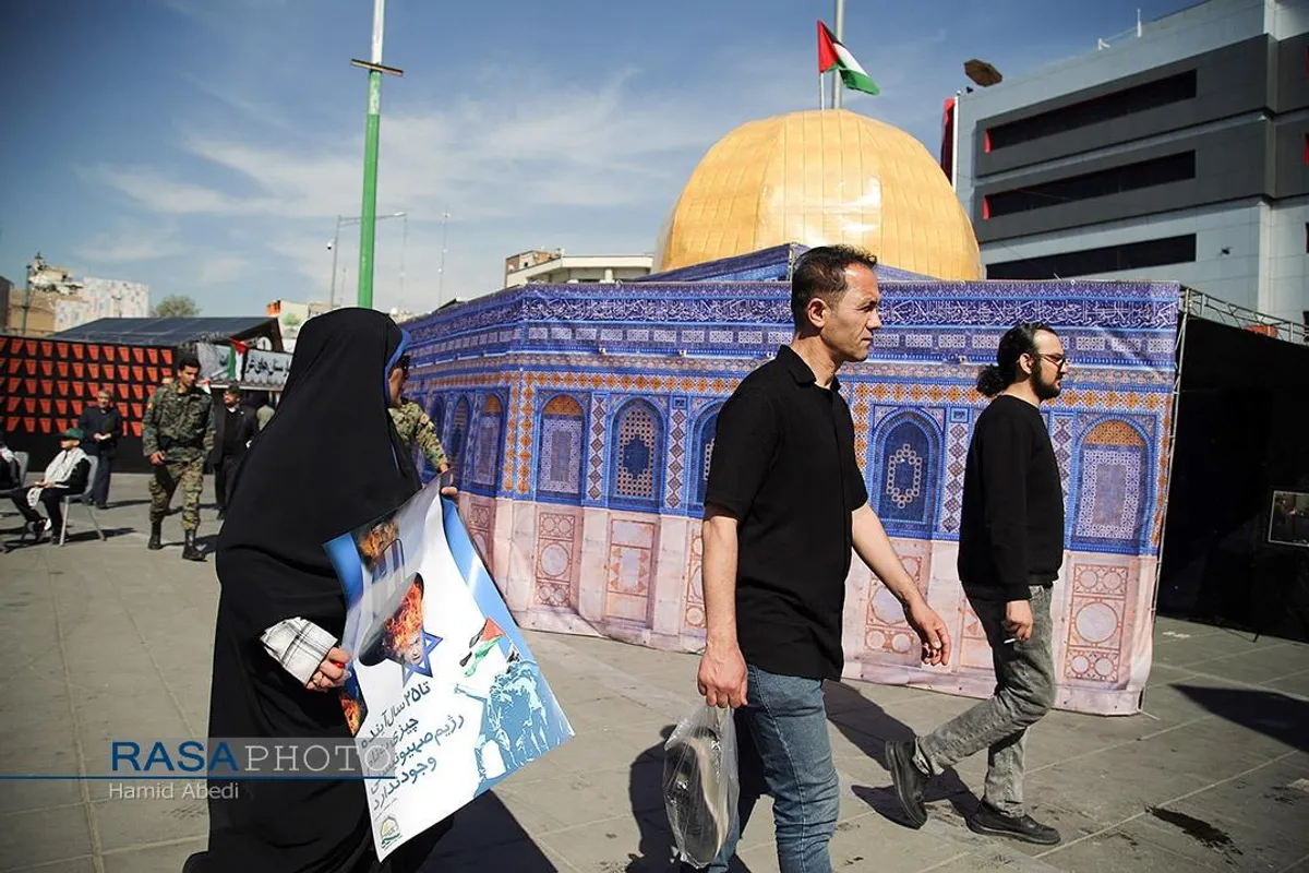 راهپیمایی حماسی و تشییع شهدای راه قدس مردم تهران