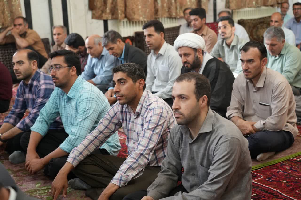 آیت‌الله عاملی با فرهنگیان بناب دیدار کرد+ تصاویر