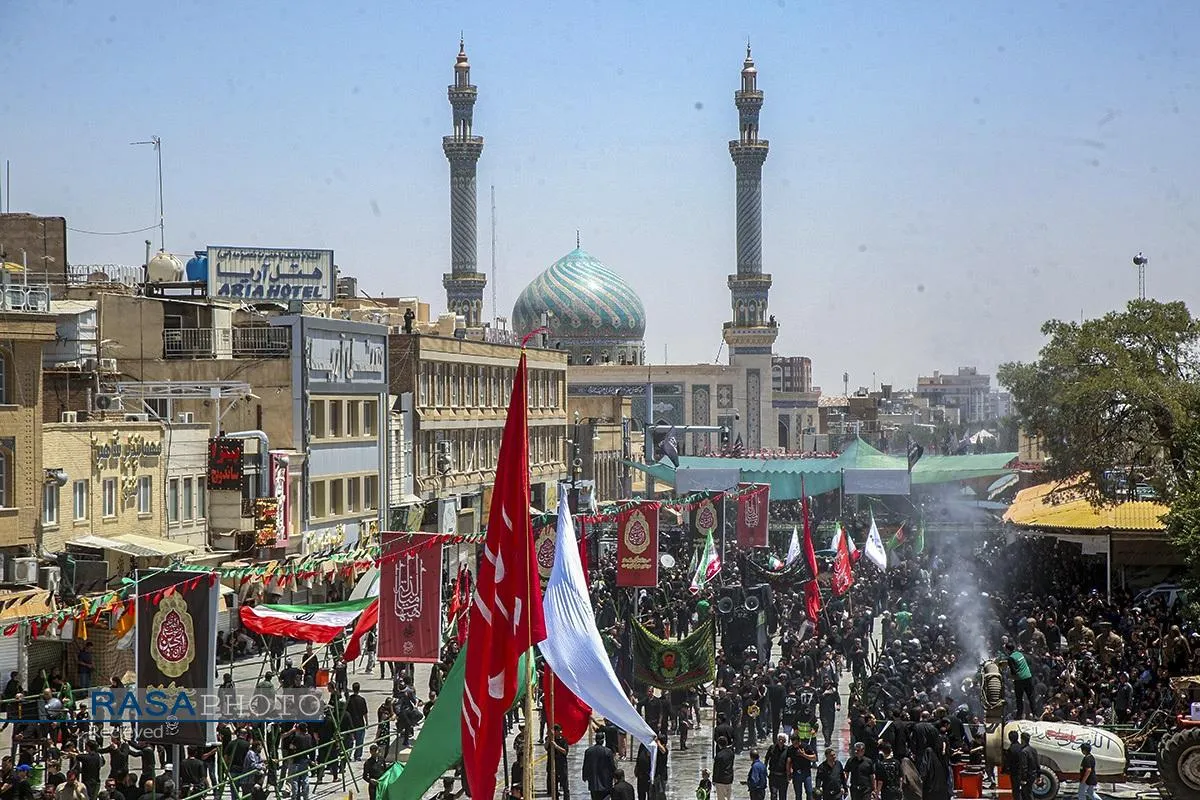 نماز جماعت و عزاداری ظهر عاشورای حسینی در قم