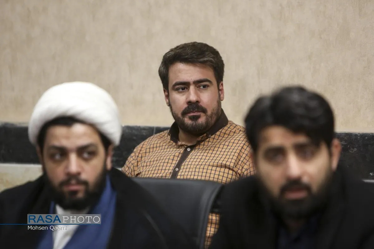نشست علمی نقش عملیات شناختی دشمن در اغتشاشات