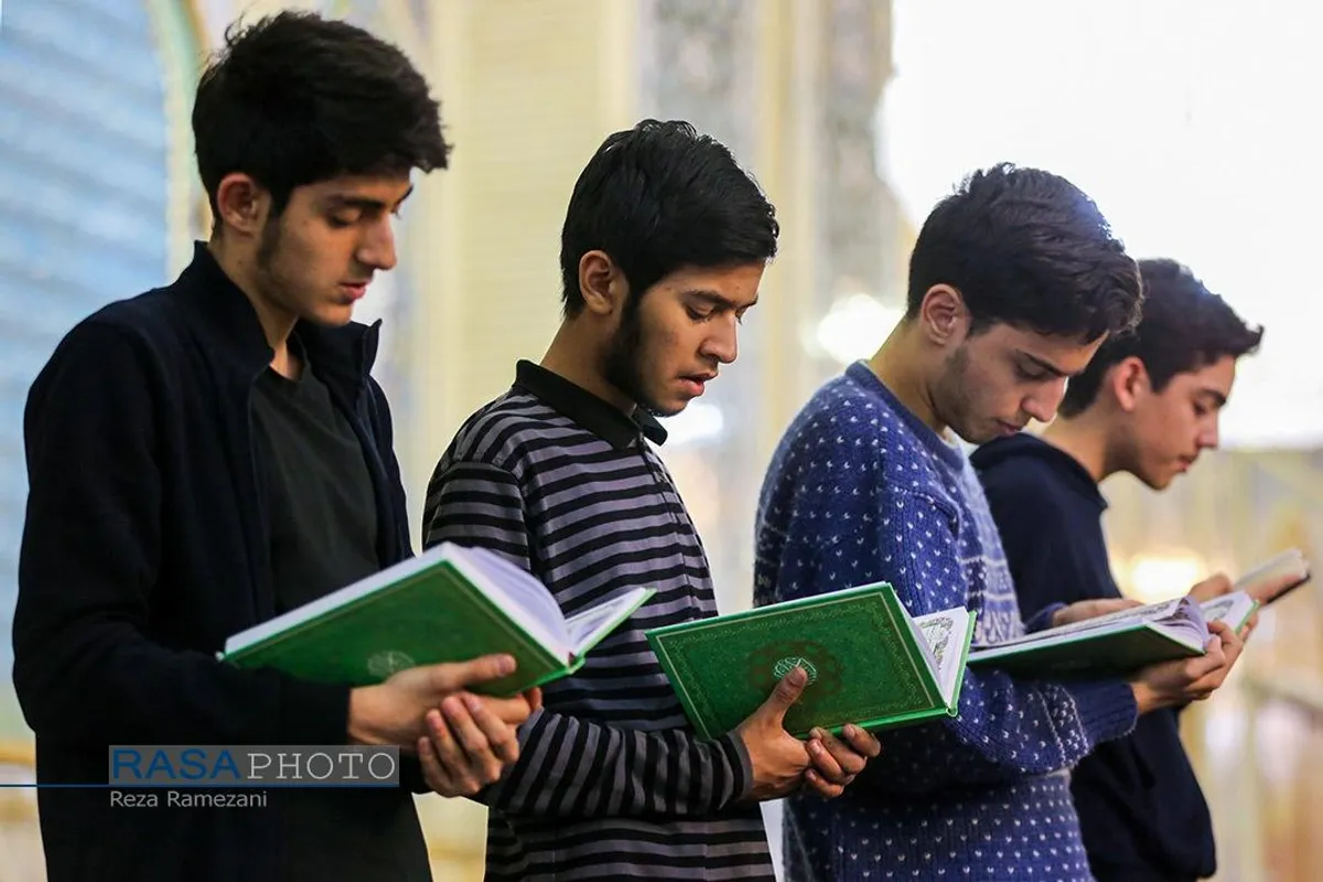 مراسم معنوی اعمال "ام داوود" در مسجد مقدس جمکران