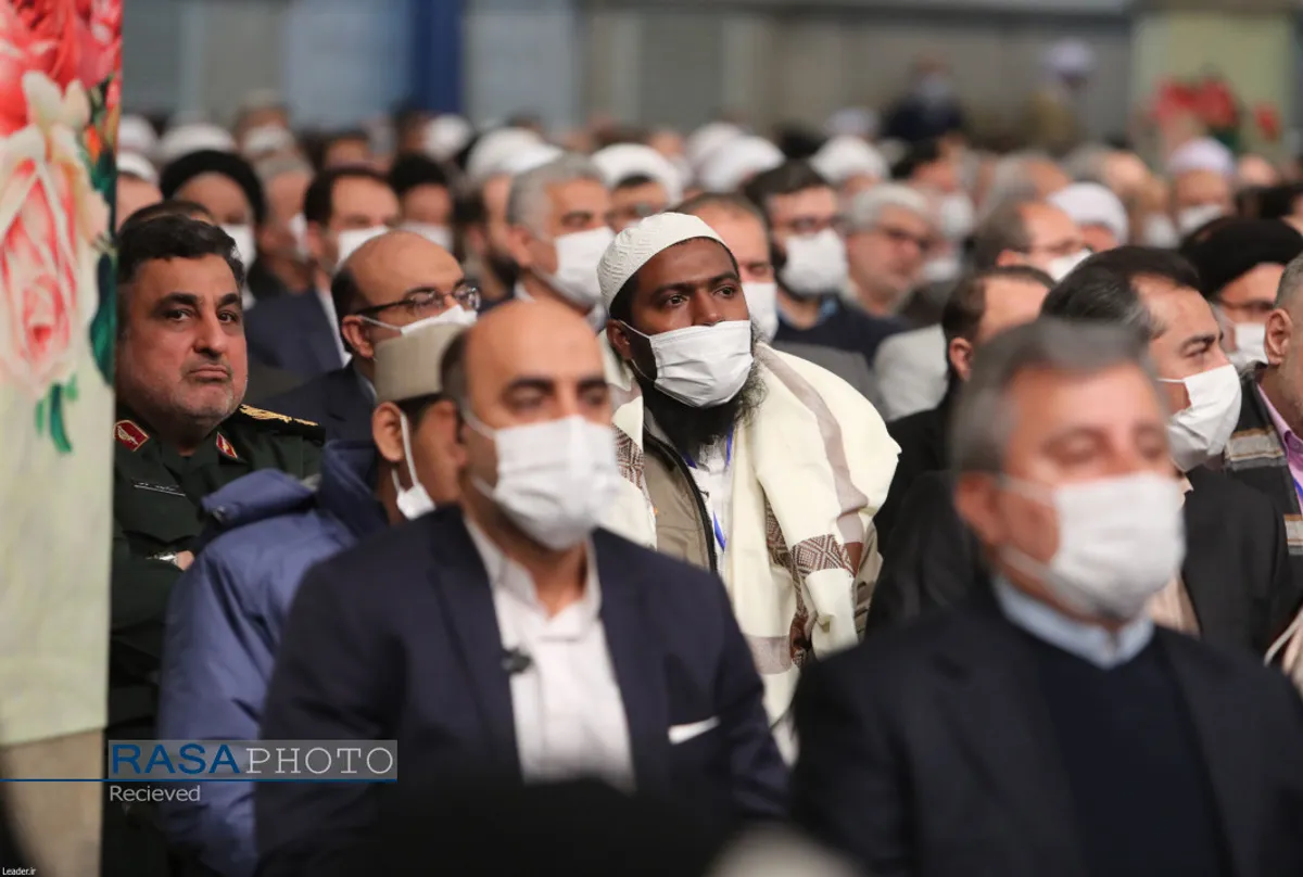 دیدار مسئولان نظام و سفرای کشورهای اسلامی با رهبر انقلاب