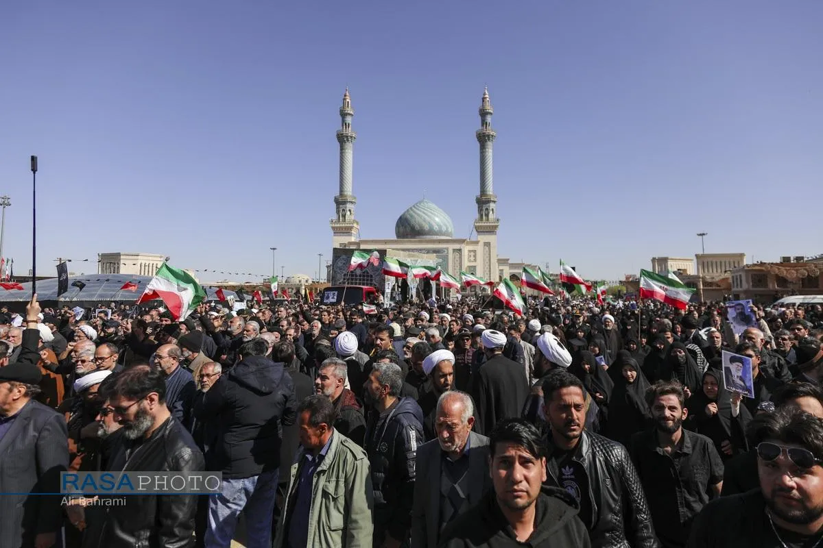 تشییع پیکر ۸ شهید جنایات رژیم صهیونی و آمریکایی در قم