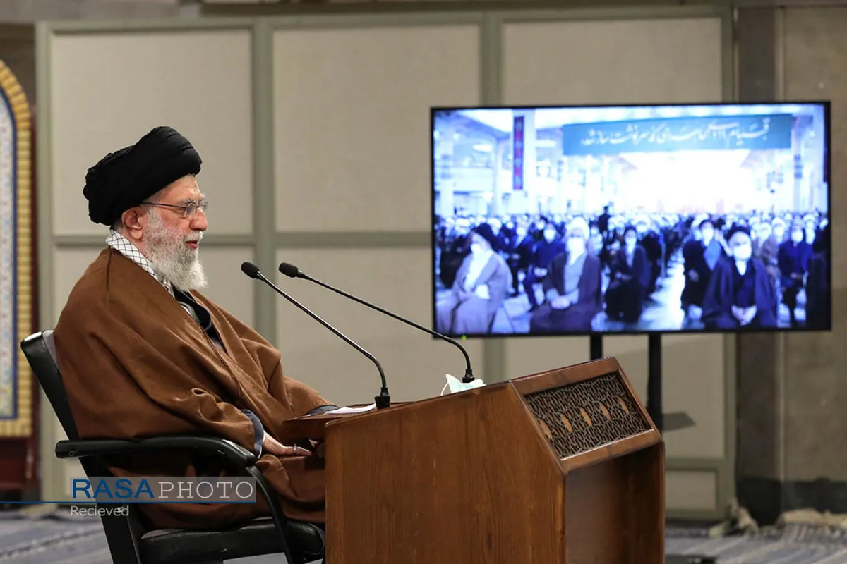 ارتباط تصویری با جمعی از مردم قم با مقام معظم رهبری