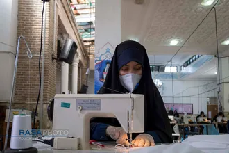 کارگاه تولید جهادی لوازم بهداشتی در امامزاده علی بن حمزه (ع) تهران&lrm;