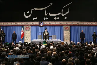 دیدار جمعی از موکب&zwnj;داران عراقی با مقام معظم رهبری