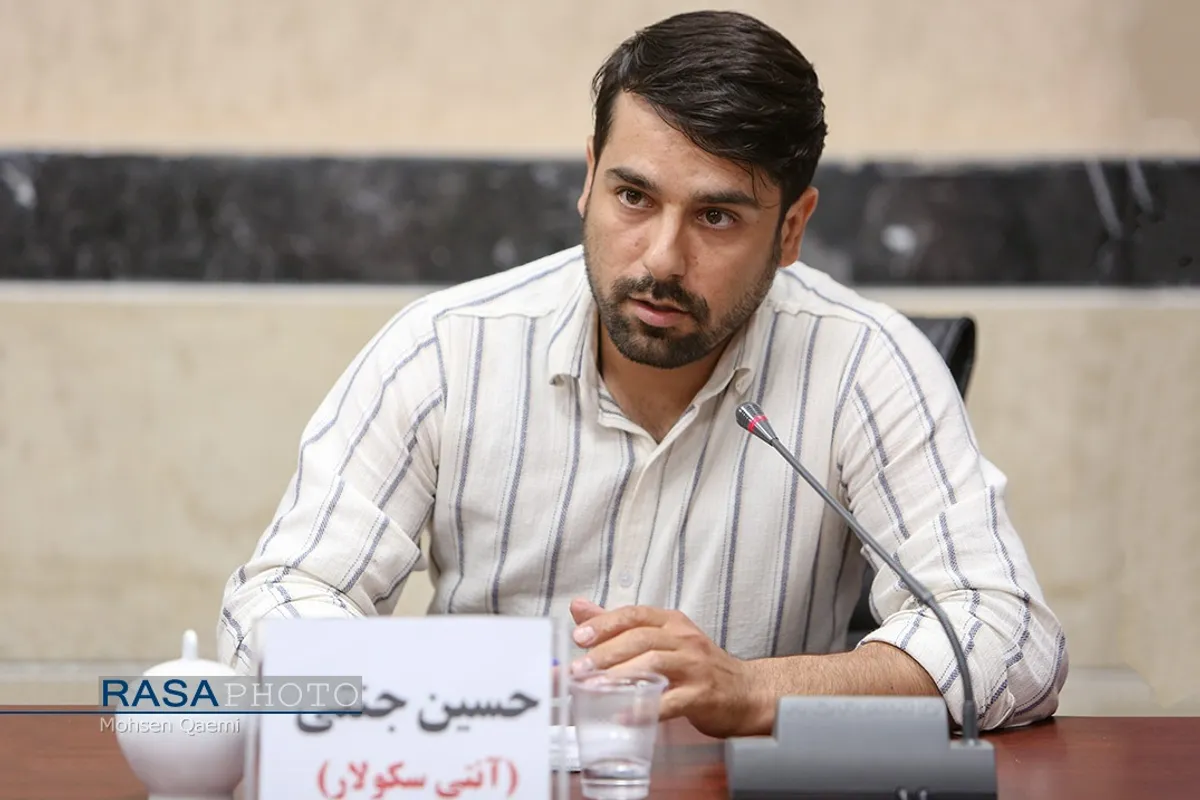 نشست فعالان رسانه و فضای مجازی