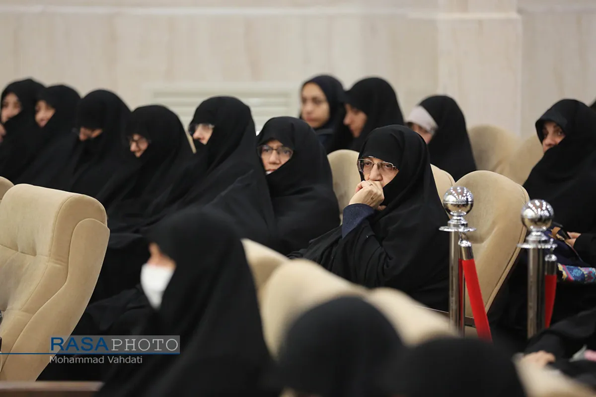آیین اختتامیه همایش کتاب سال بانوان