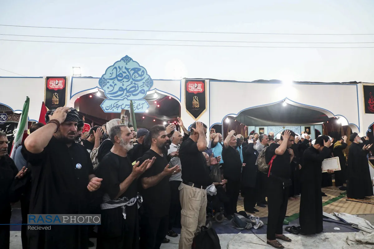 استغاثه به امام زمان (عج) در موکب آستان مسجد جمکران
