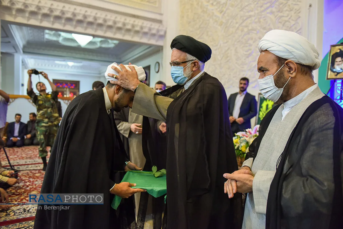 جشن روز عید سعید غدیر و مراسم عمامه گذاری جمعی از طلاب در شیراز